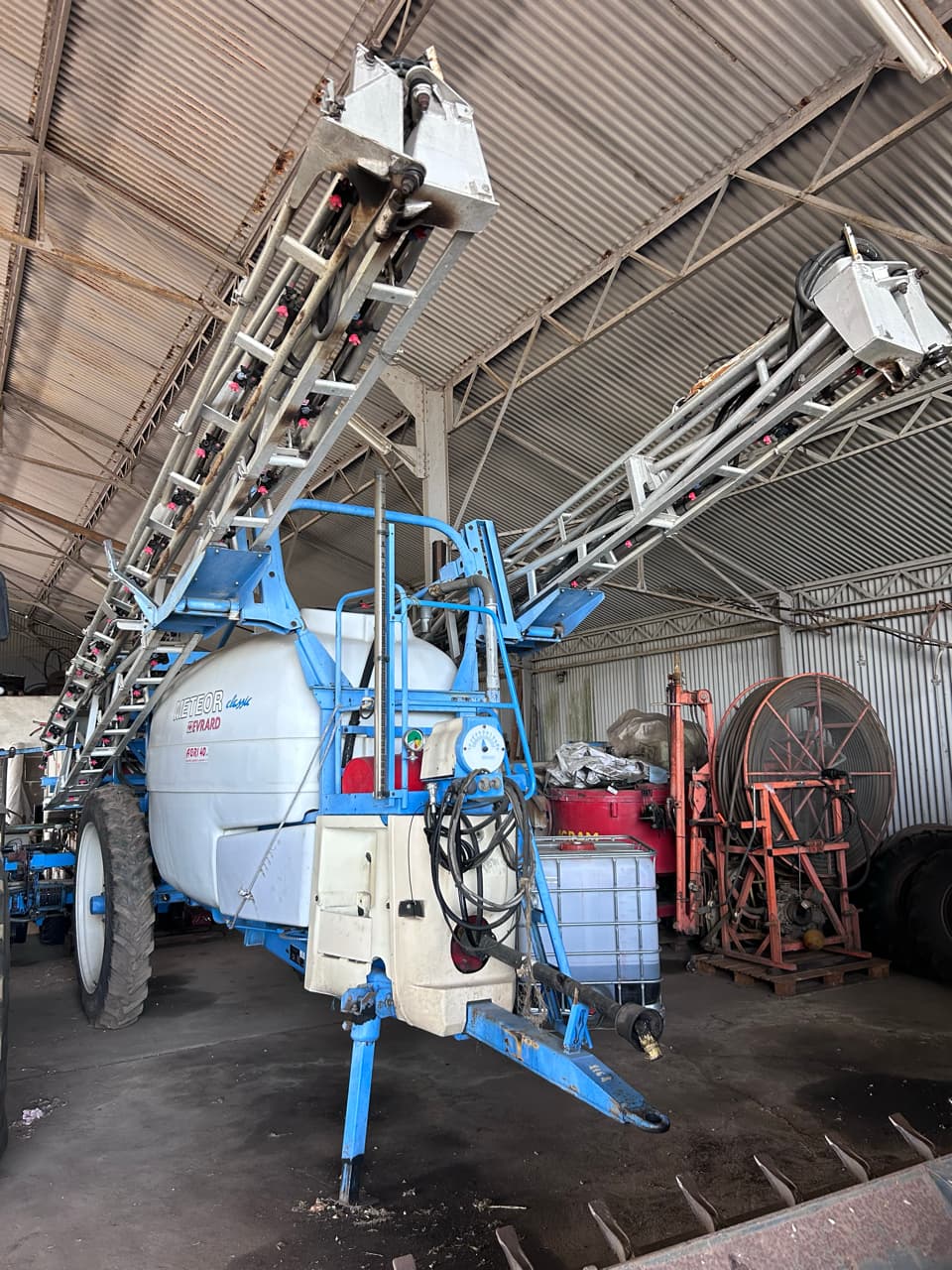 6924880ceec677fb47a93f12