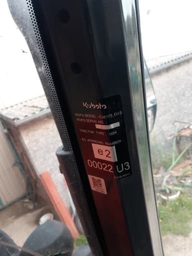 Tracteur chargeur KUBOTA M7-133 - photo 3