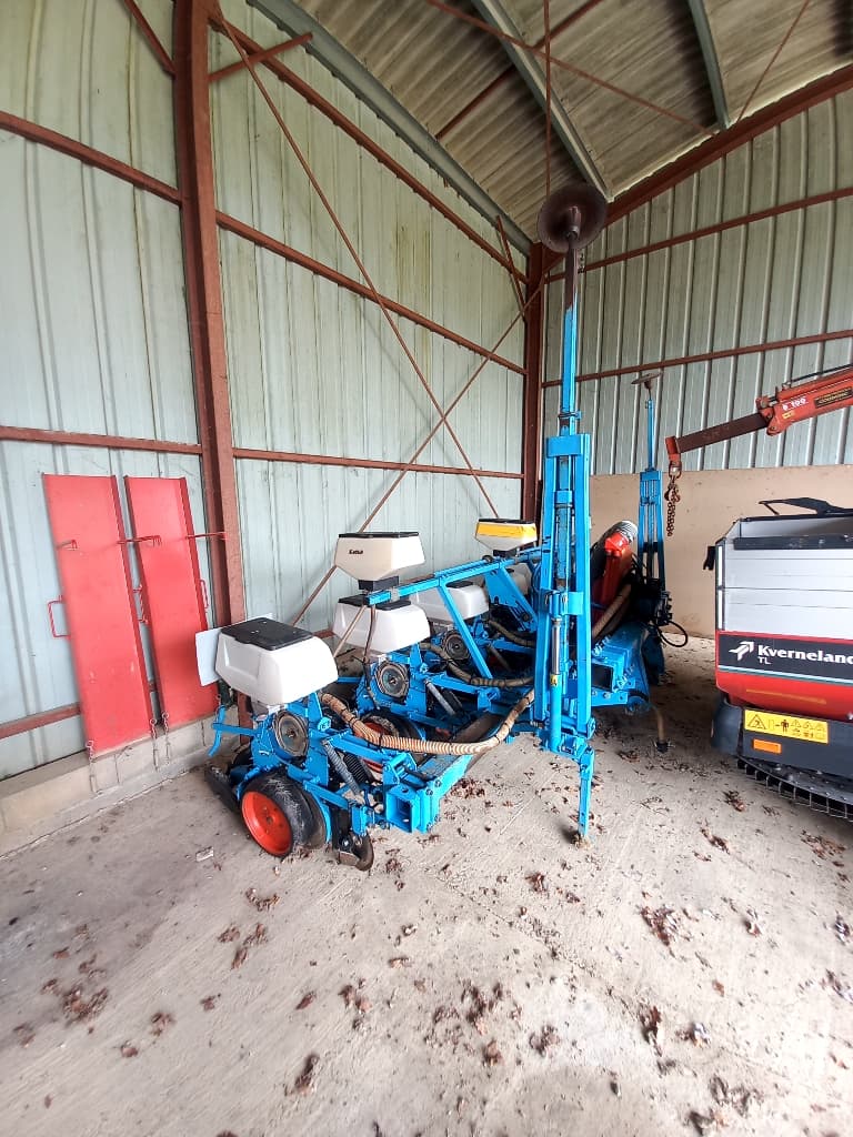 69cb844888c84996884fe203