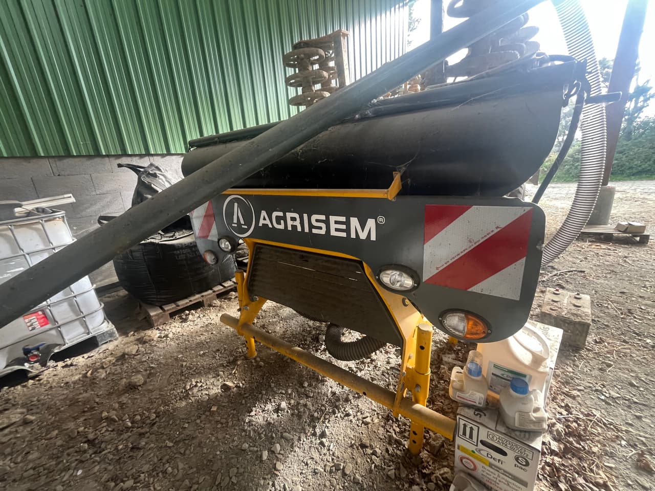 698b17a36ce0a5679e36b27d