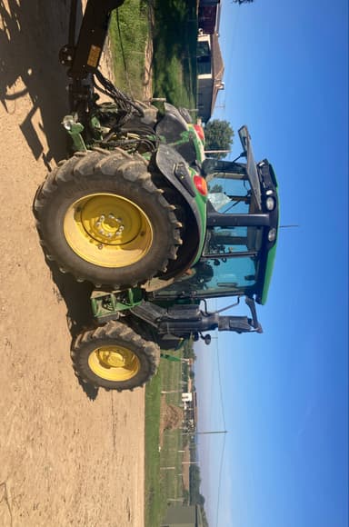 Tracteur chargeur JOHN DEERE 6110M - photo 4