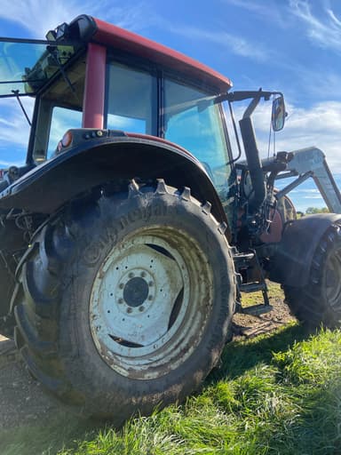 Tracteur chargeur VALTRA N111 - photo 4