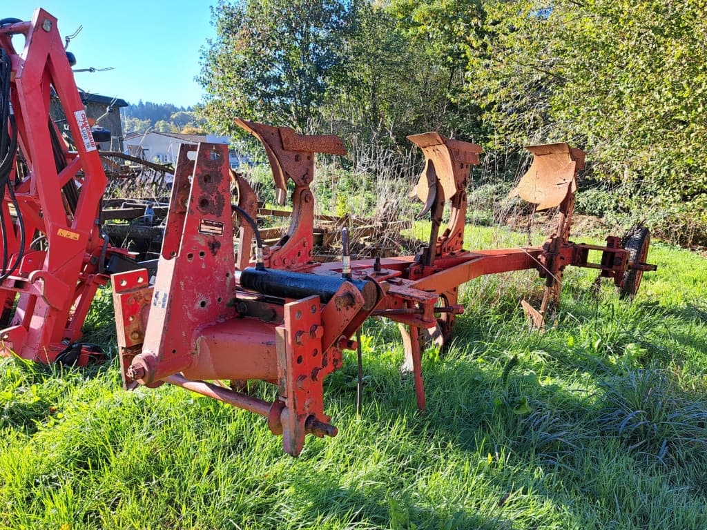 Charrue CASE IH 135 - photo principale