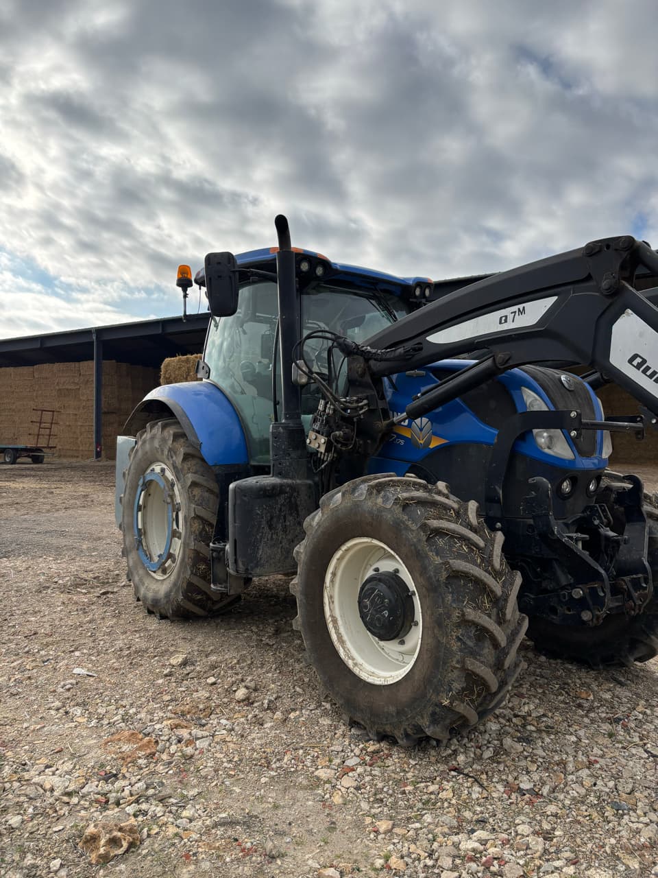Tracteur NEW HOLLAND T7-175 - photo principale