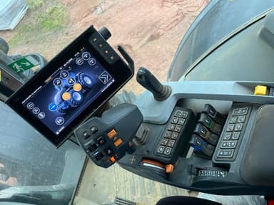 Tracteur VALTRA S354 - photo 2
