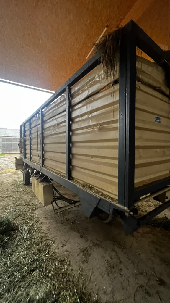 692015dbeec677fb47a93edf