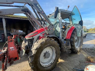 Tracteur chargeur MASSEY FERGUSON 5S.125 D6 EFFICIENT - photo 2