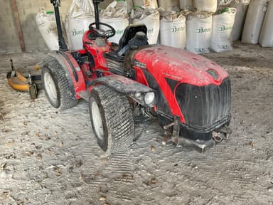 Tracteur etroit CARRARO TTR4400 - photo 2