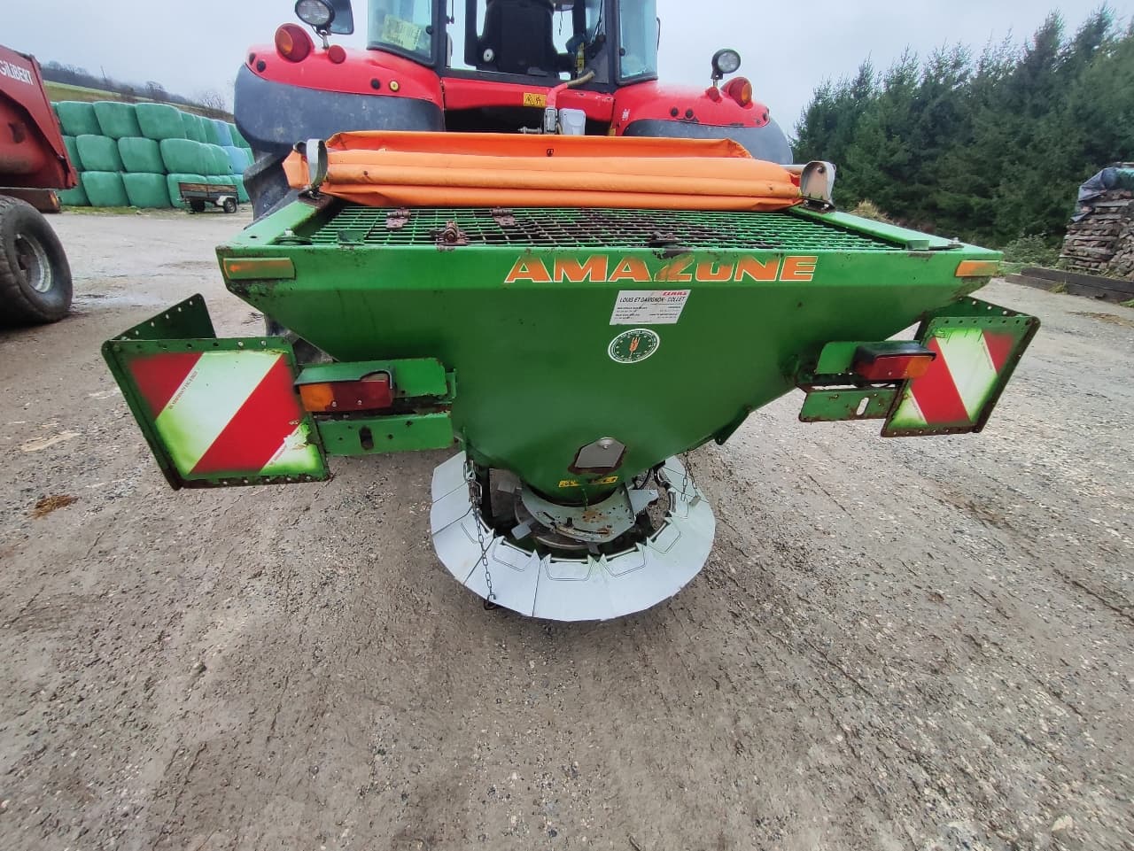 693a8325eec677fb47a94162