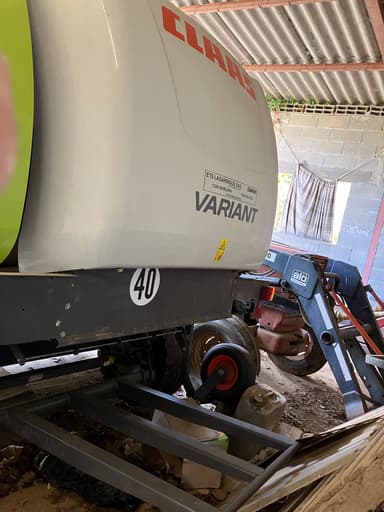 Presse balles rondes CLAAS VARIANT 360 RF - photo 5