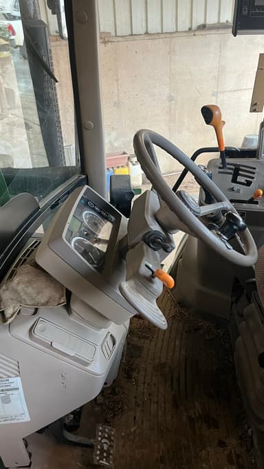Tracteur JOHN DEERE 6110M - photo 5