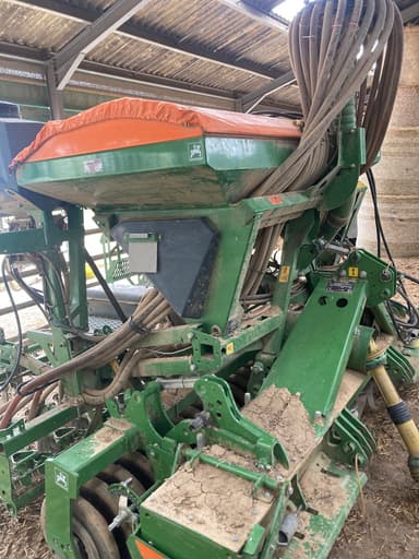Combine de Semis AMAZONE ADP + Cultimix + Micro +  - photo 3