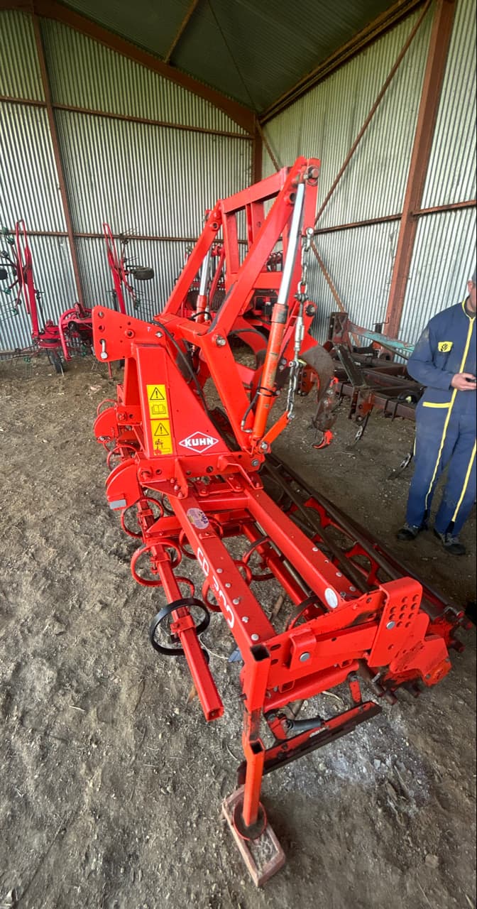 Vibroculteur KUHN CD 300 - photo principale