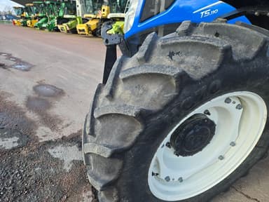 Tracteur NEW HOLLAND T5.110 - photo 2