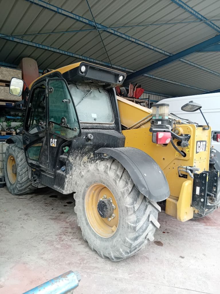 Telescopique CATERPILLAR TH 408 D - photo principale