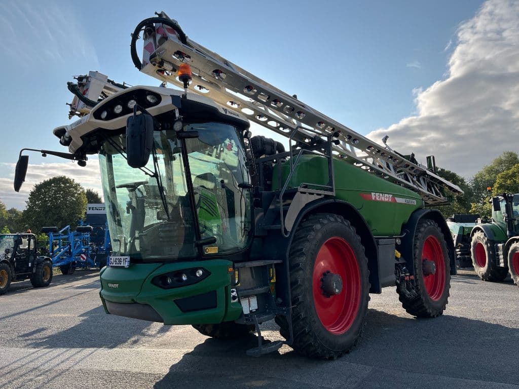 Pulverisateur automoteur FENDT Rogator 645 - photo principale