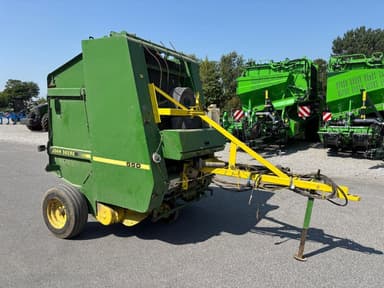 Presse balles rondes JOHN DEERE 550 - photo 2