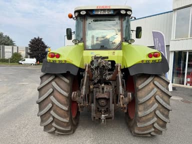 Tracteur CLAAS AXION 810 - photo 4