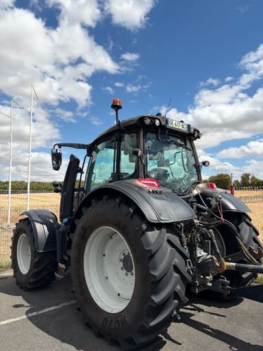 Tracteur VALTRA N155 - photo 3