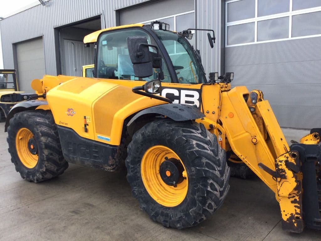 697337186318c70c05cdd34f