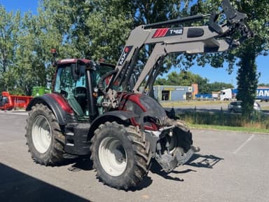 Tracteur chargeur VALTRA N135A - photo 2