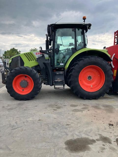 Tracteur chargeur CLAAS ARION 530 - photo principale