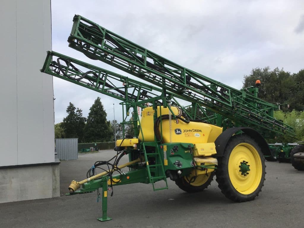 Pulverisateur JOHN DEERE 724 - photo principale