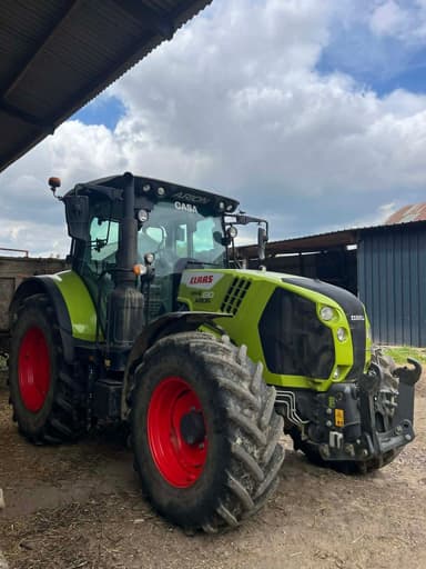 Tracteur CLAAS ARION 610 - photo 2