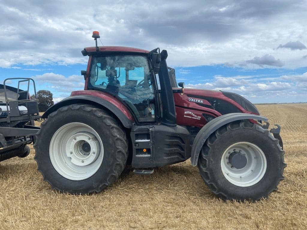 Tracteur VALTRA T255 - photo principale