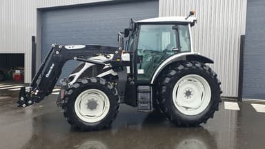 Tracteur chargeur VALTRA A114 - photo 5
