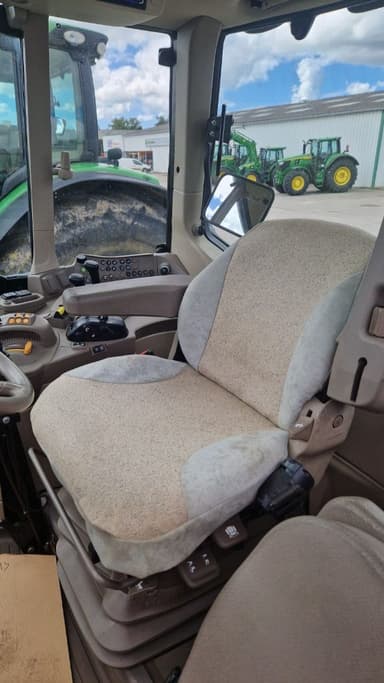Tracteur chargeur JOHN DEERE 6100M - photo 3