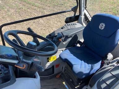 Tracteur etroit NEW HOLLAND T4.100 F - photo 5