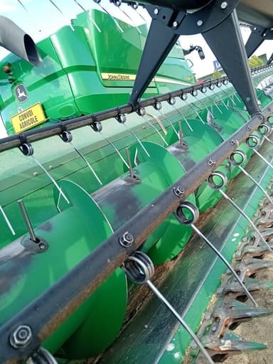 Coupe (MB) JOHN DEERE 635 R - photo 3