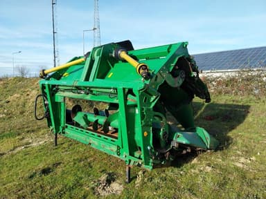 Cueilleur JOHN DEERE 608c - photo 2