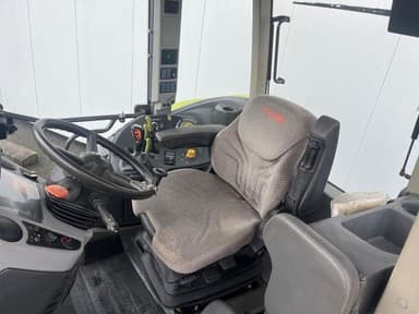 Tracteur CLAAS ARES 557 ATZ - photo 5