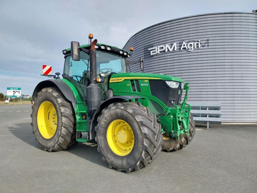 Tracteur JOHN DEERE 6R215 - photo principale