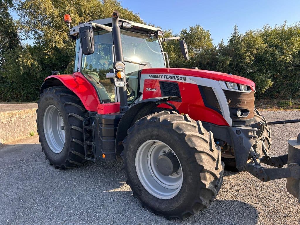 Tracteur MASSEY FERGUSON 7S.180 - photo principale