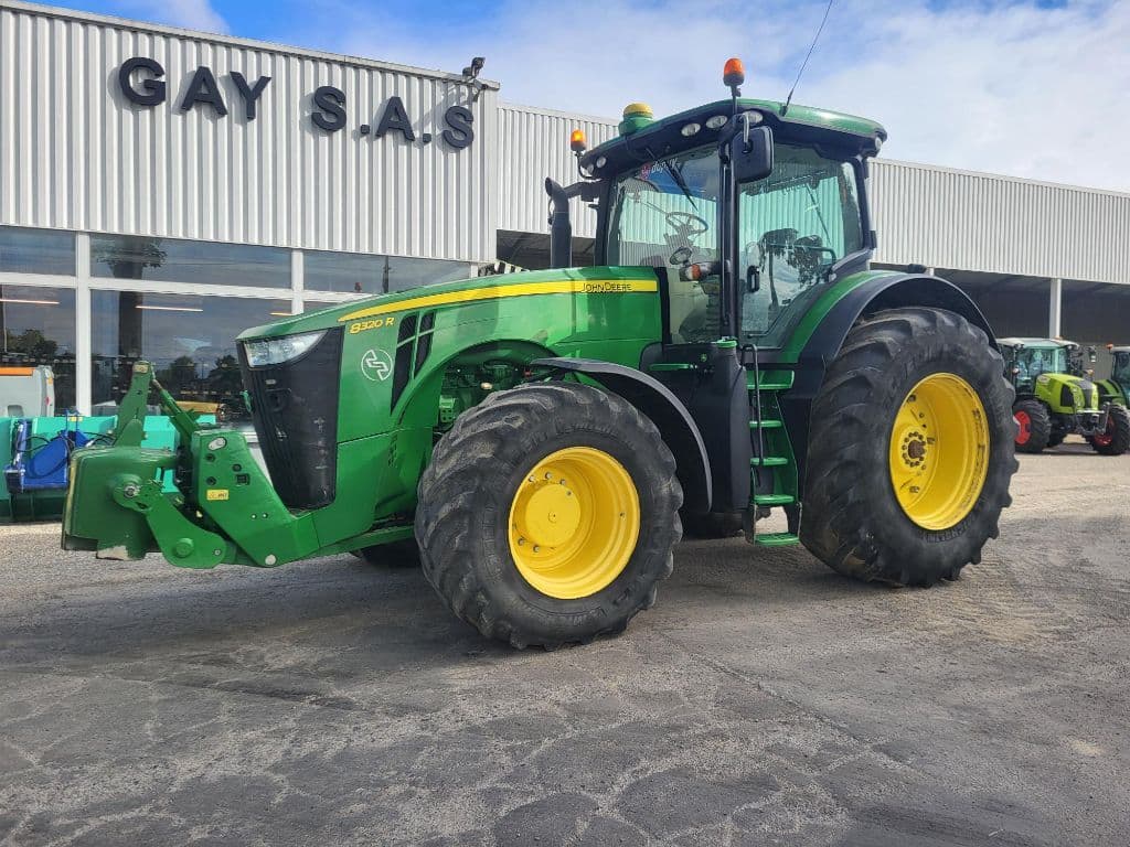 Tracteur JOHN DEERE 8320R - photo principale