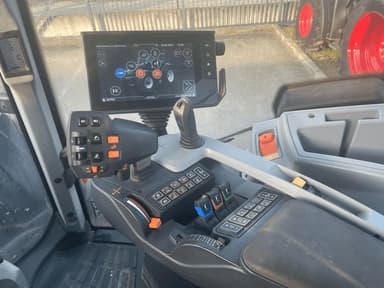 Tracteur VALTRA T254 - photo 3