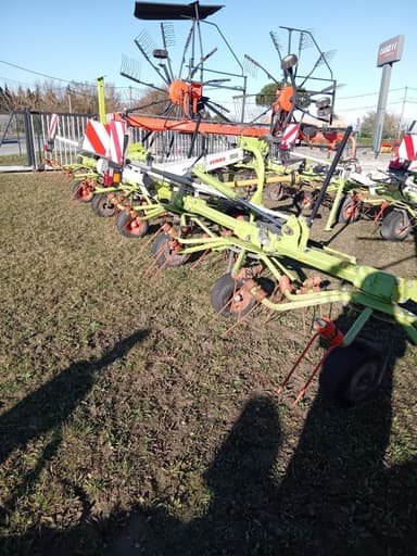 Faneuse CLAAS VOLTO 800 - photo 2
