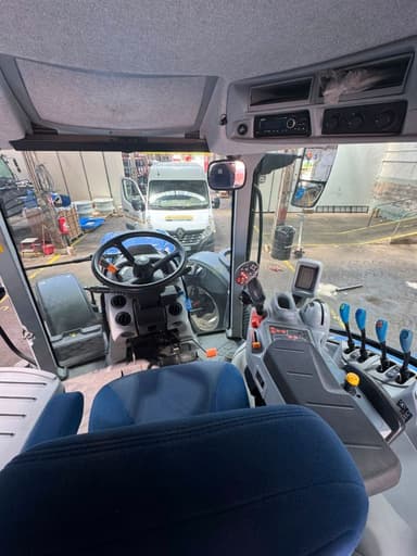 Tracteur NEW HOLLAND T6.160 dct - photo 5