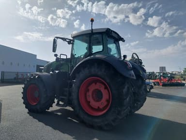 Tracteur FENDT 828 - photo 5