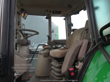 Tracteur chargeur JOHN DEERE 6110M - photo 3