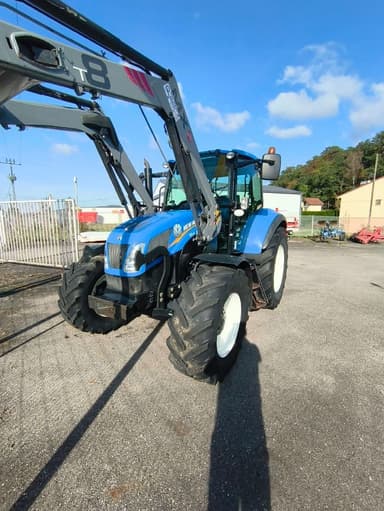 Tracteur chargeur NEW HOLLAND T5.105 EC - photo 2
