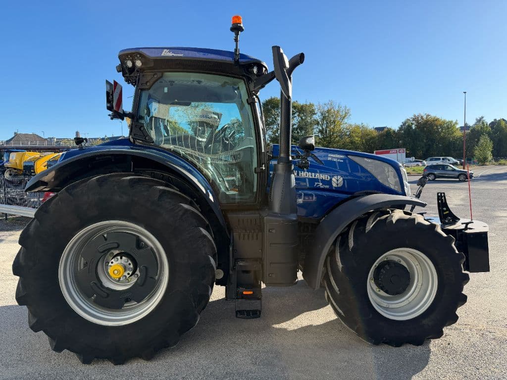 Tracteur NEW HOLLAND T7.245 AC PLMi - photo principale
