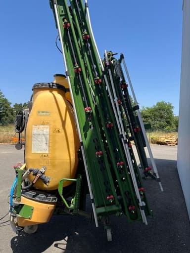 Pulverisateur AMAZONE Uf1200 - photo 4