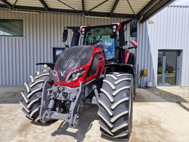 Tracteur VALTRA Q245 - photo 2
