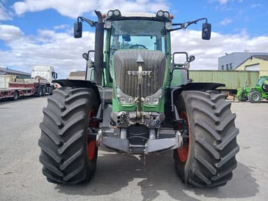 Tracteur FENDT 826 VARIO - photo 2