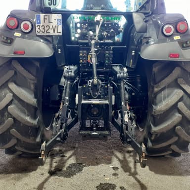 Tracteur DEUTZ FAHR 6165 RC SHIFT - photo 5