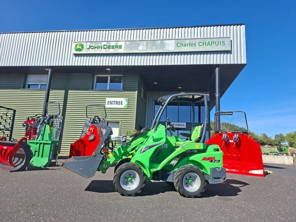 Valet de ferme AVANT 423 - photo principale